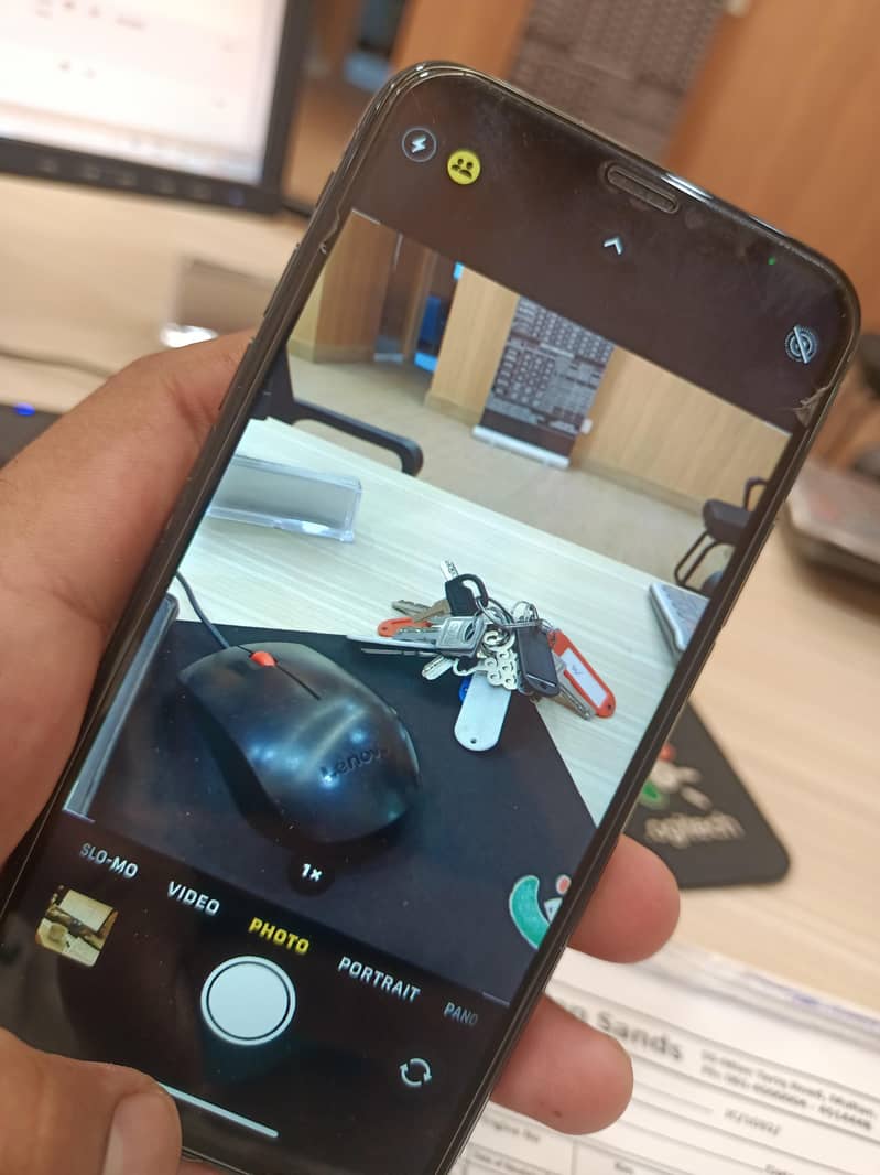 Apple iPhone XS 6