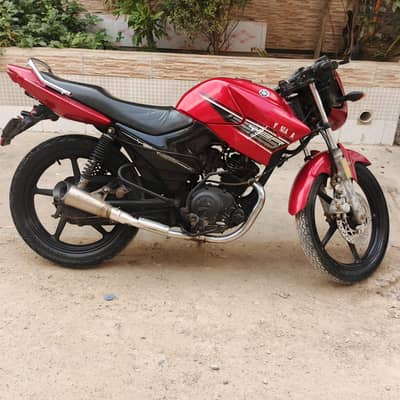 YBR 125 2015 MODEL KARACHI NUMBER