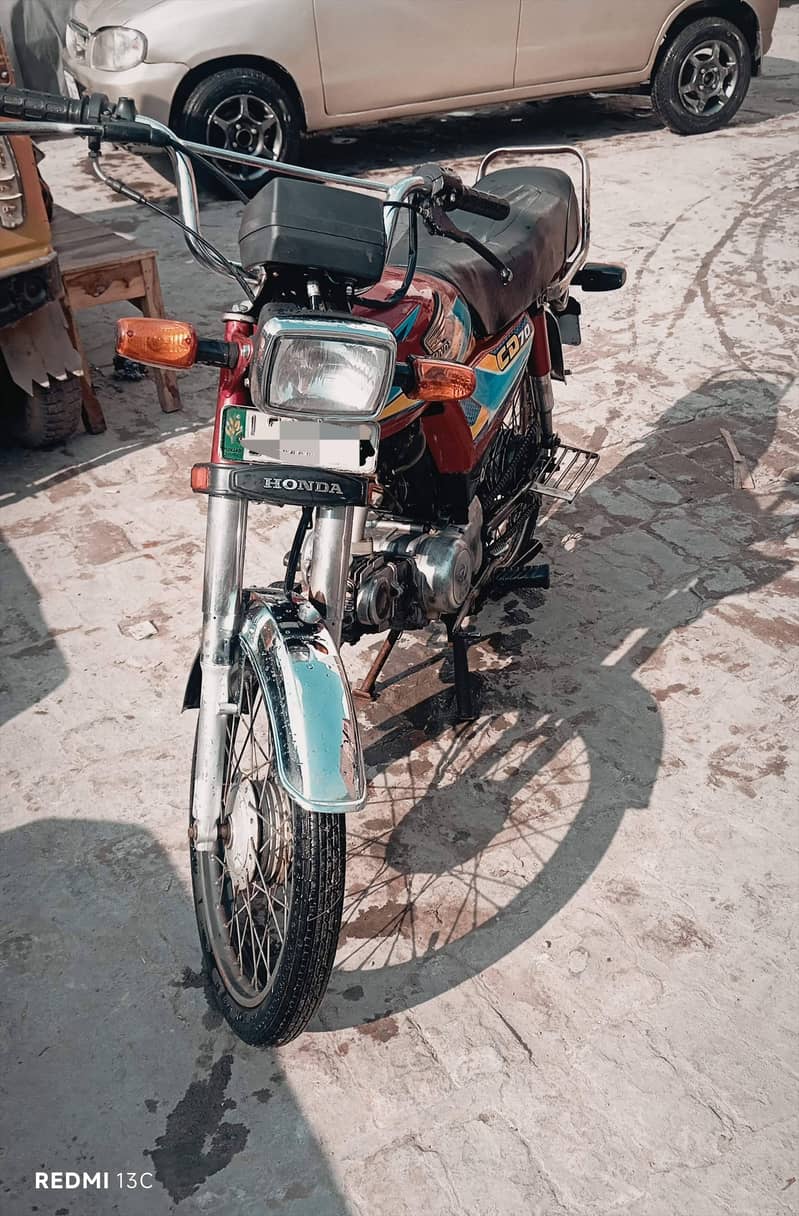 Dhoom 70cc / 2