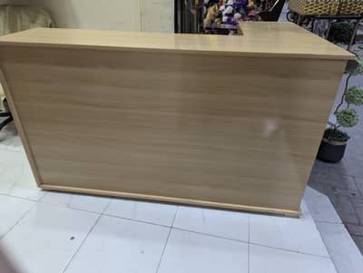 Shop Counter