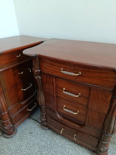 solid wood sheesham wood