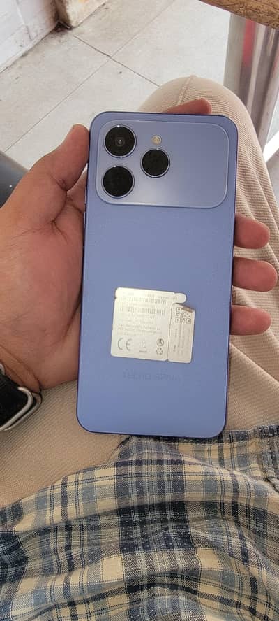 Tecno spark 40