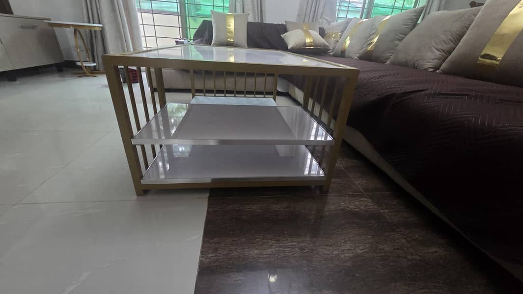 2 Layer Almost new Coffe Table 1