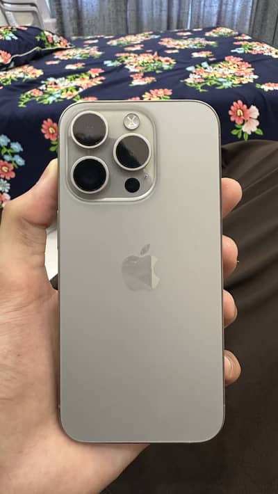 Apple iPhone 15 Pro