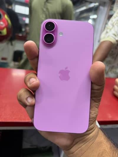 Apple iPhone 16 Plus sim locked brand new 99 health
