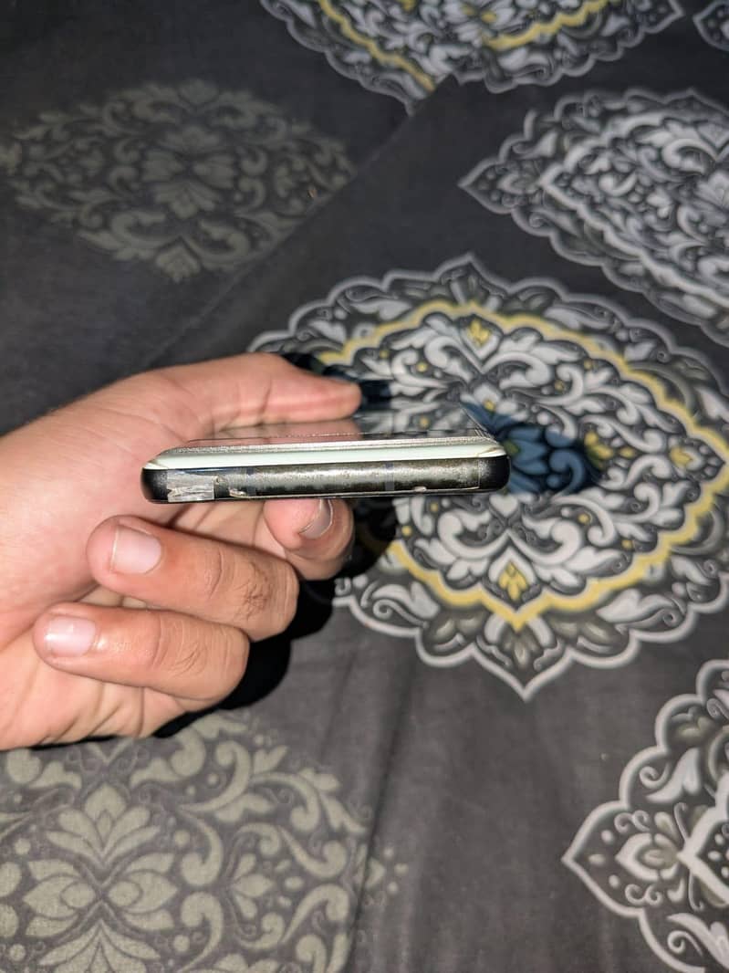 PIXEL6A 4