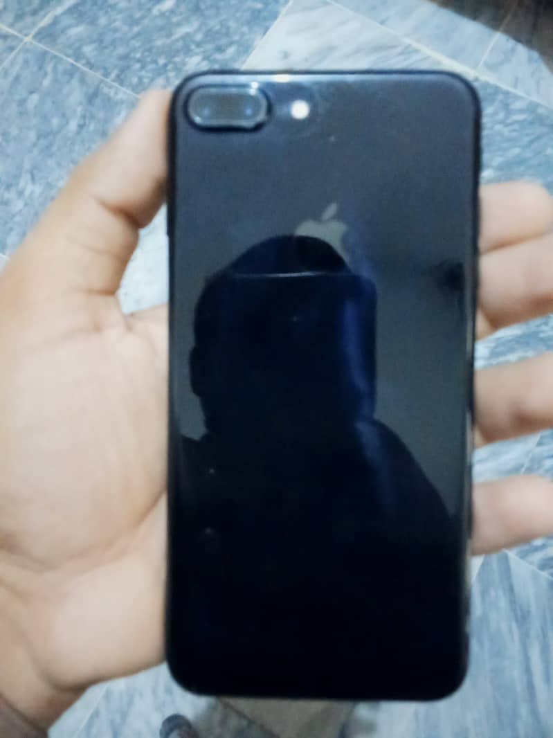 Apple iPhone 7 Plus 4