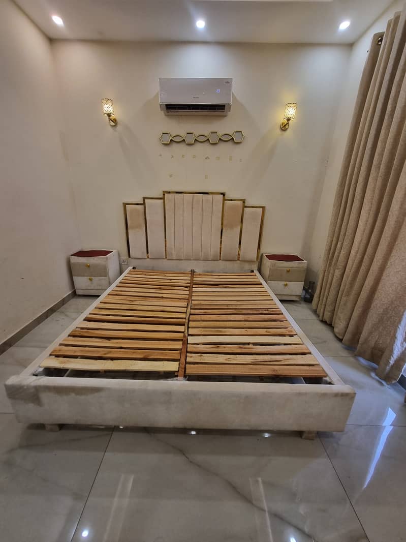 Bed & side tabels 1