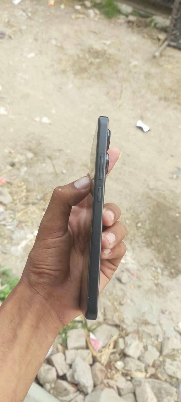 Xiaomi Redmi Note 13 2