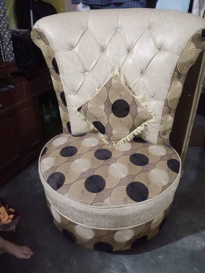 2 singal seater 1 duble seater