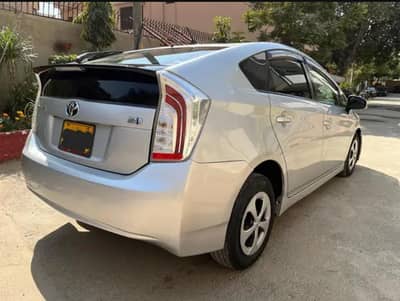 Toyota Prius 2015