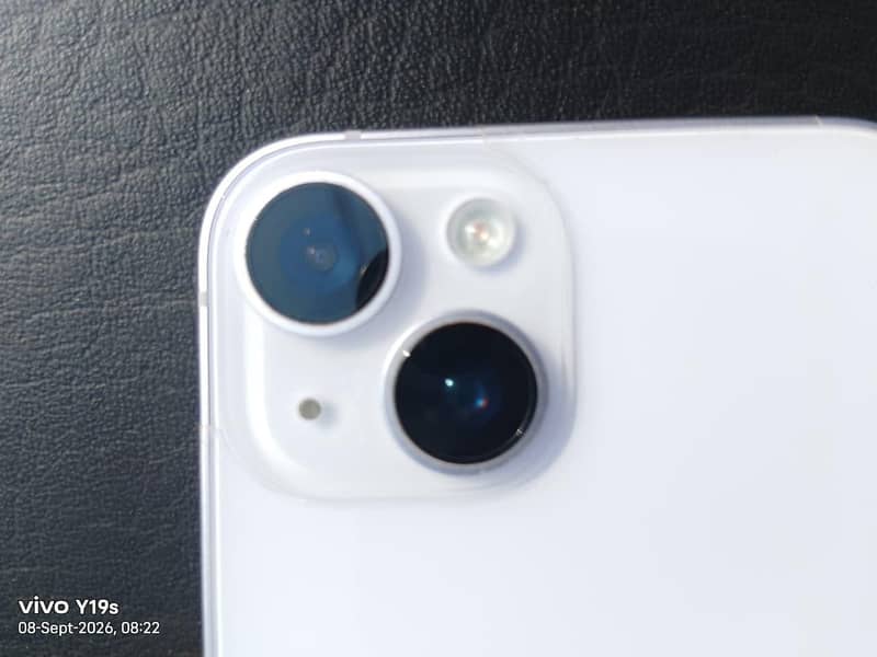 Apple iPhone 14 4