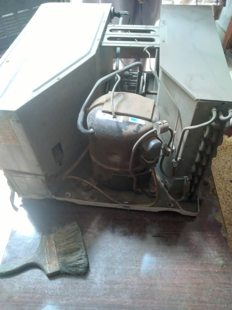 General window AC 2