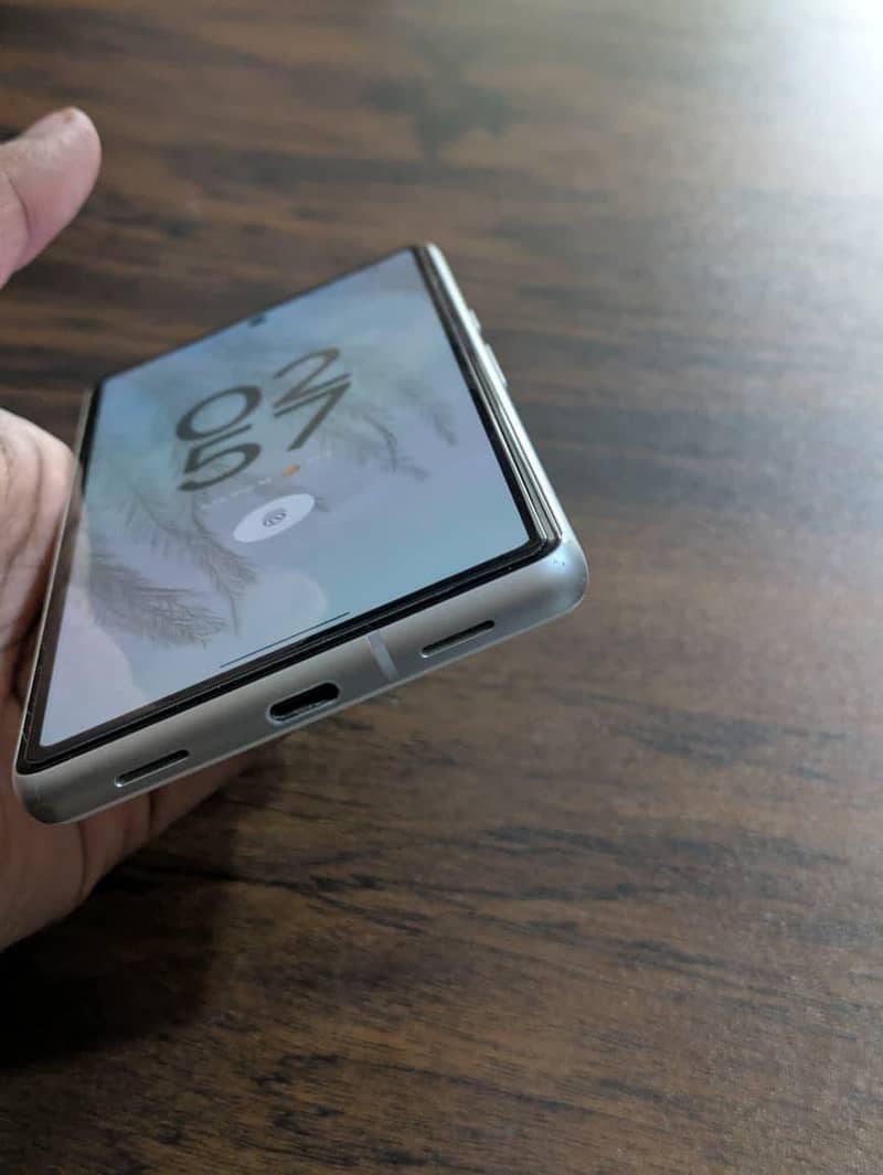 Google Pixel 7a 1