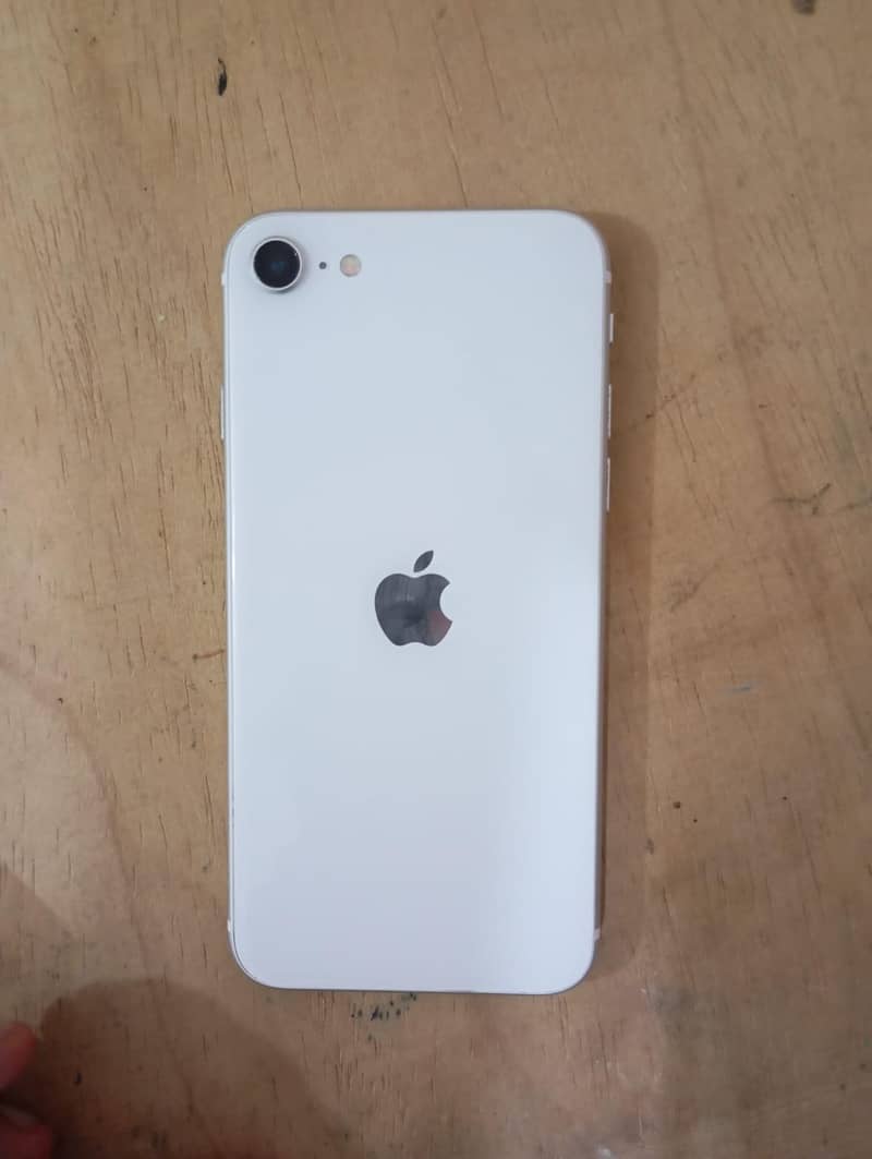 iPhone SE 2nd Gen 64GB White - iCloud Locked - For Parts 5