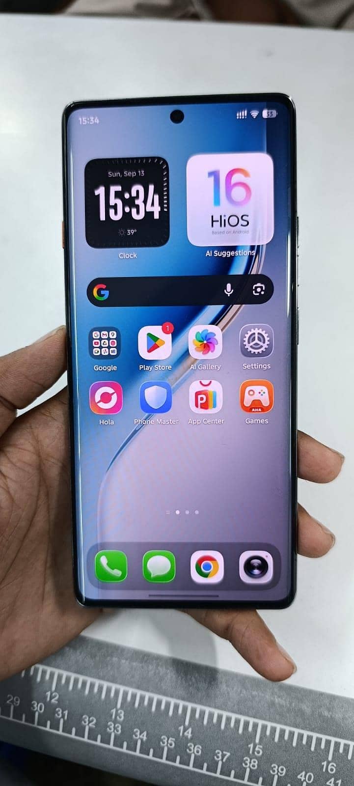 Tecno CAMON 40 Pro 4