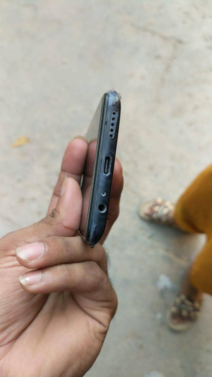 Xiaomi Redmi Note 9 3