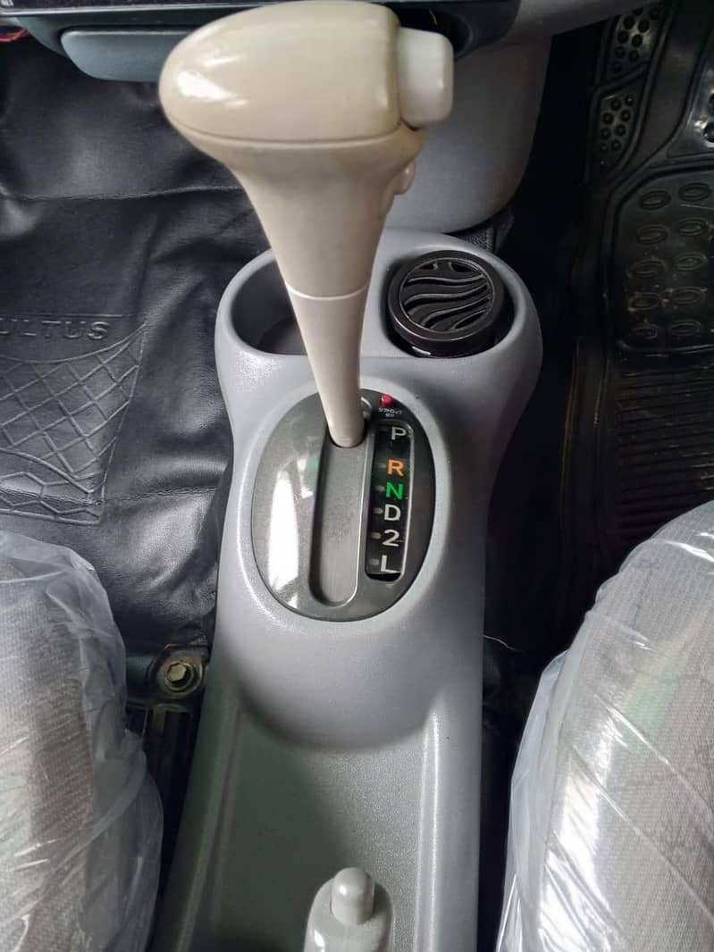 vitz 1999/2007 12