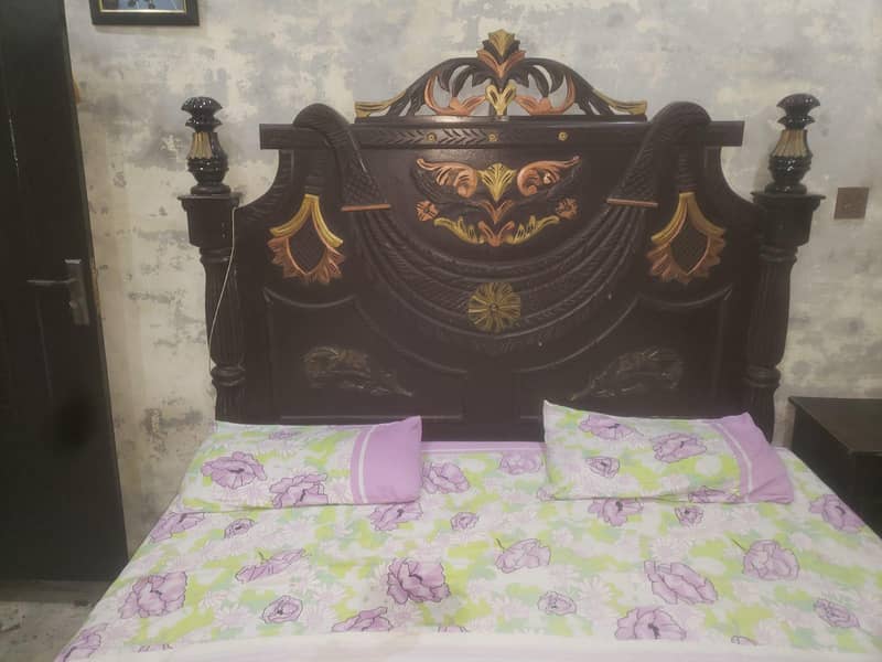 bed set dressing table showcase 4