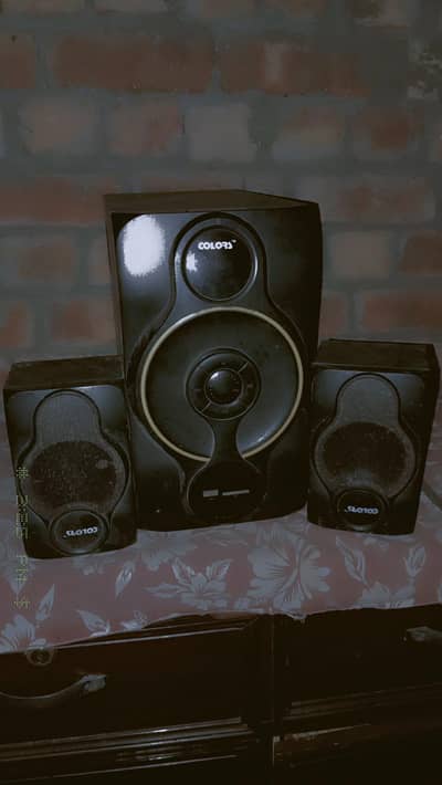 colors speakers