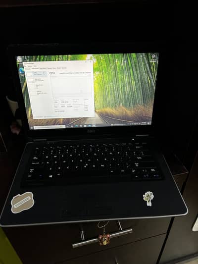 Dell latitude E7440|I5 4th|8gb ram|128gb SSD
