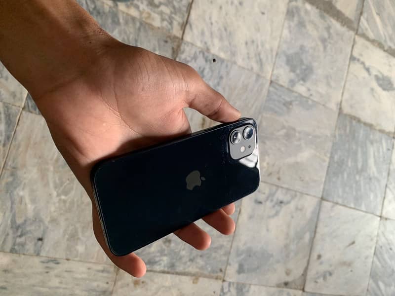 Apple iPhone 12 7