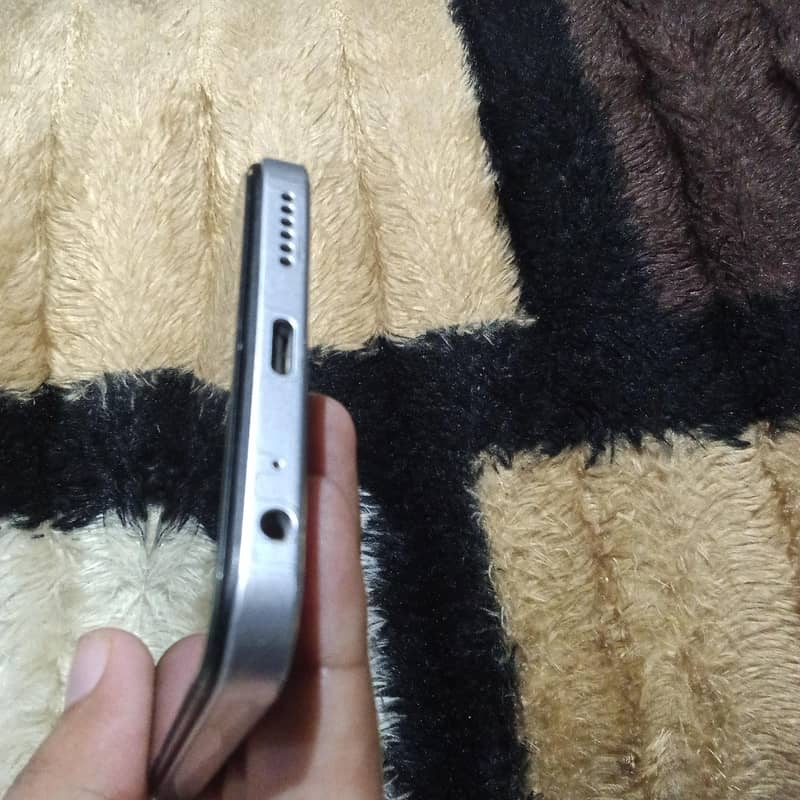 Tecno SPARK 30C 1