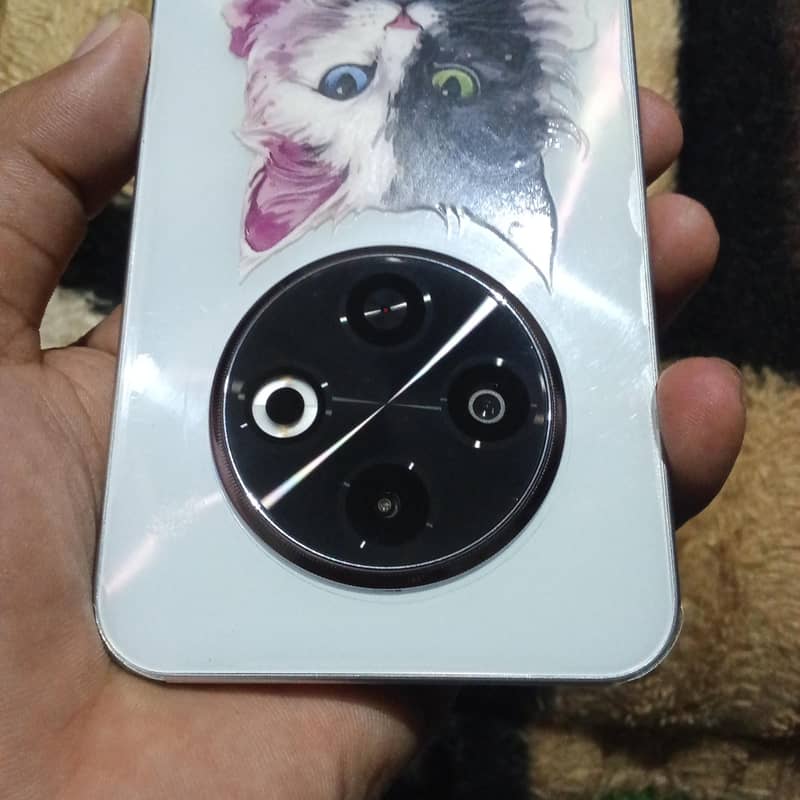 Tecno SPARK 30C 4
