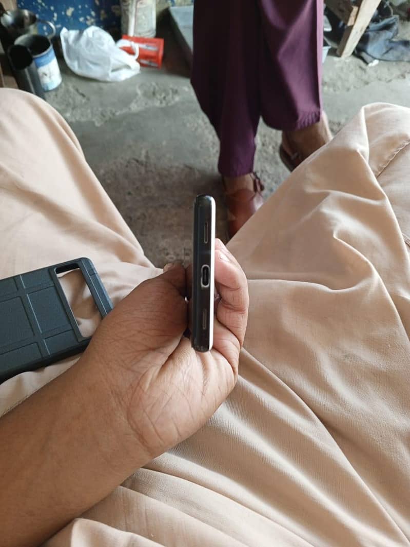 Google Pixel 6a 3