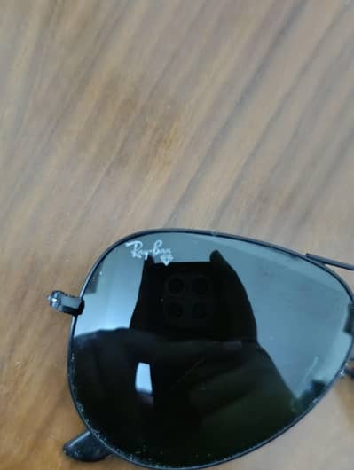 Aviators for men, black frame dark green lenses good quality.