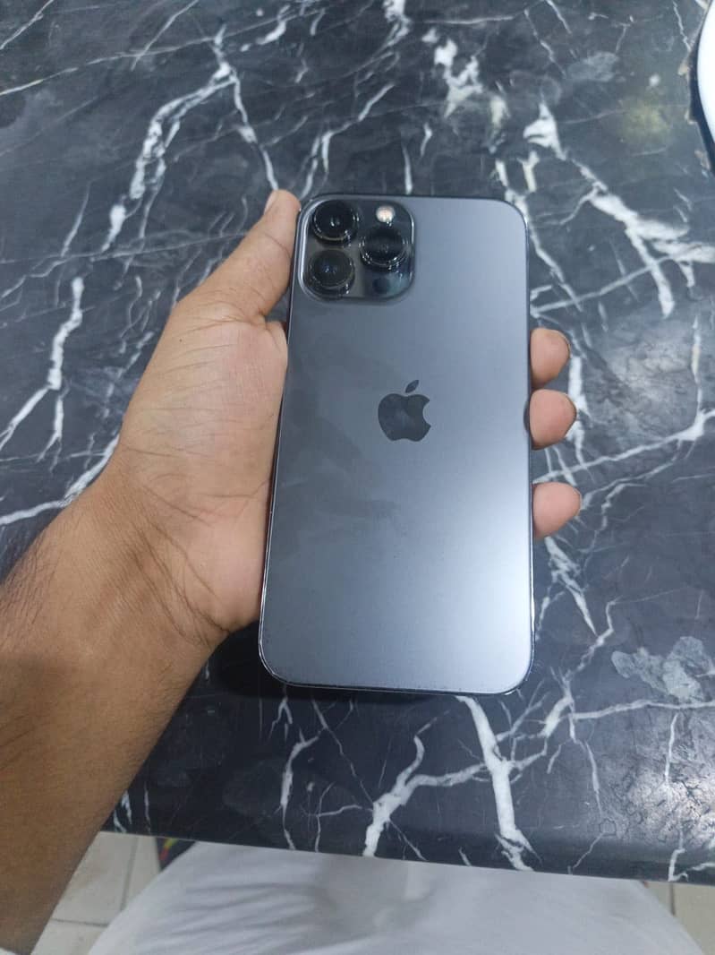 Apple iPhone 13 Pro Max 0