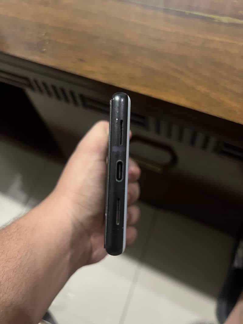 Google Pixel 6 3