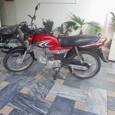 Yamaha YD-100 Junoon 2014