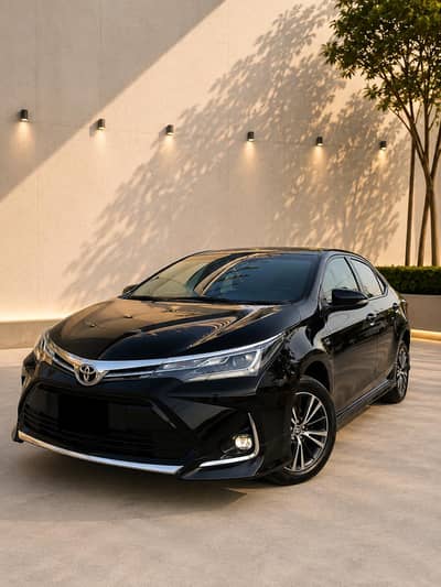 Toyota Corolla Altis Grande 1.8 X, black interior (2021)
