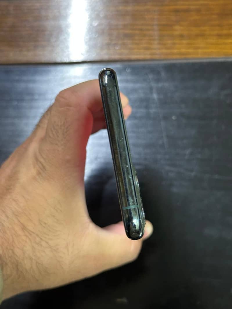 Apple iPhone 11 Pro Max 5