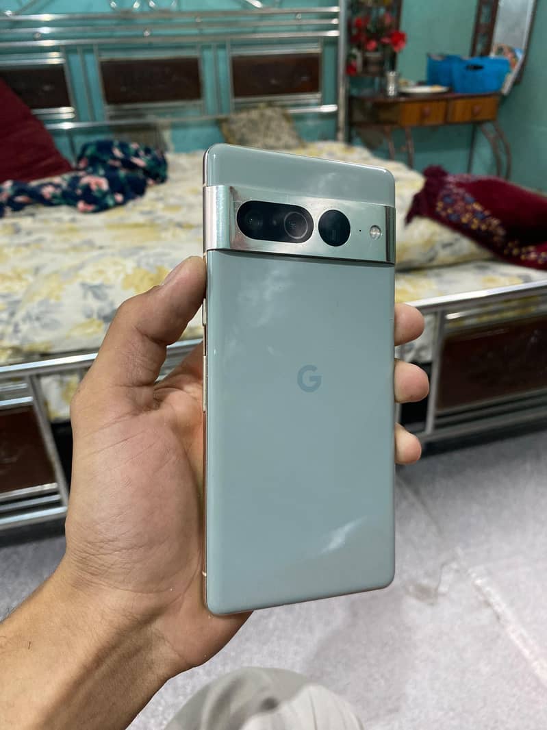 Google Pixel 7 Pro 0