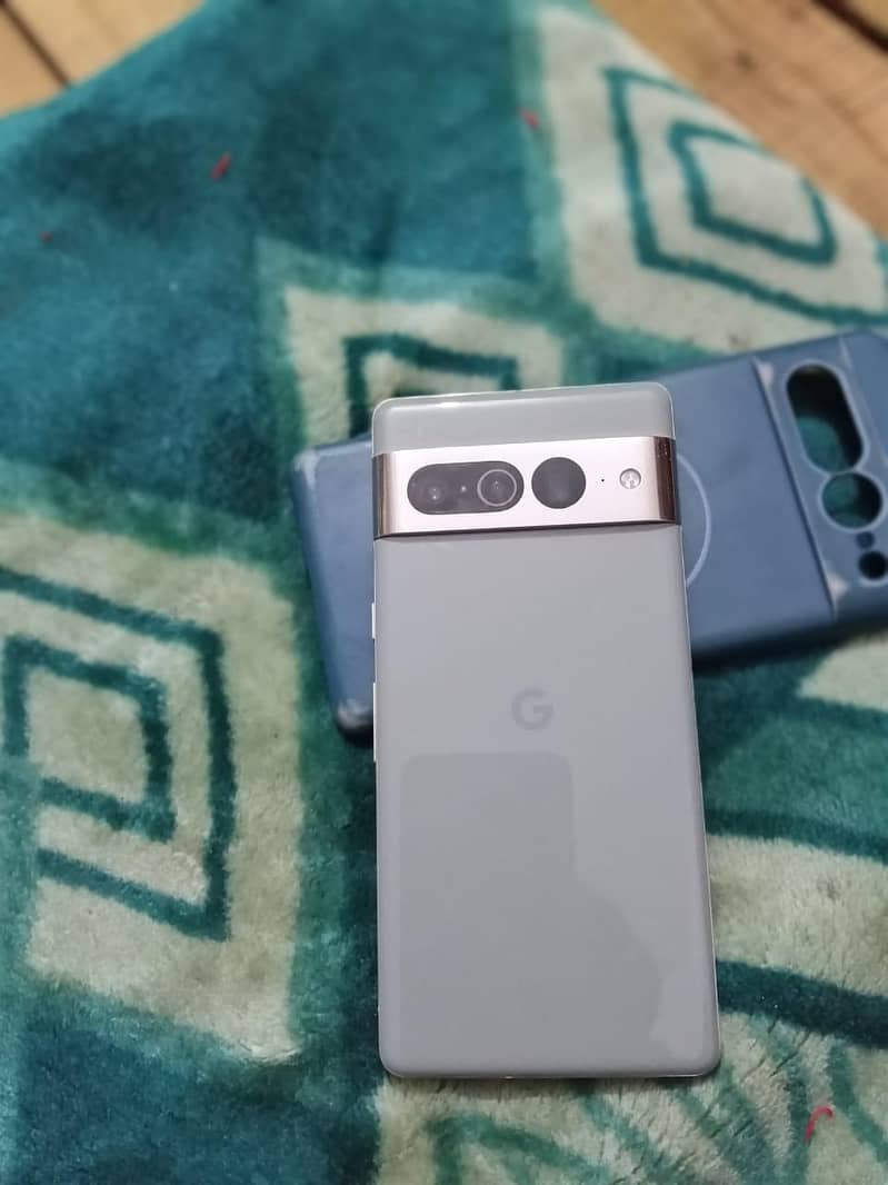 Google Pixel 7 Pro 2