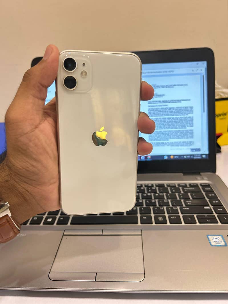 Apple iPhone 11 0