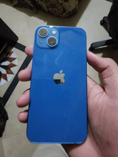 Apple iPhone 13