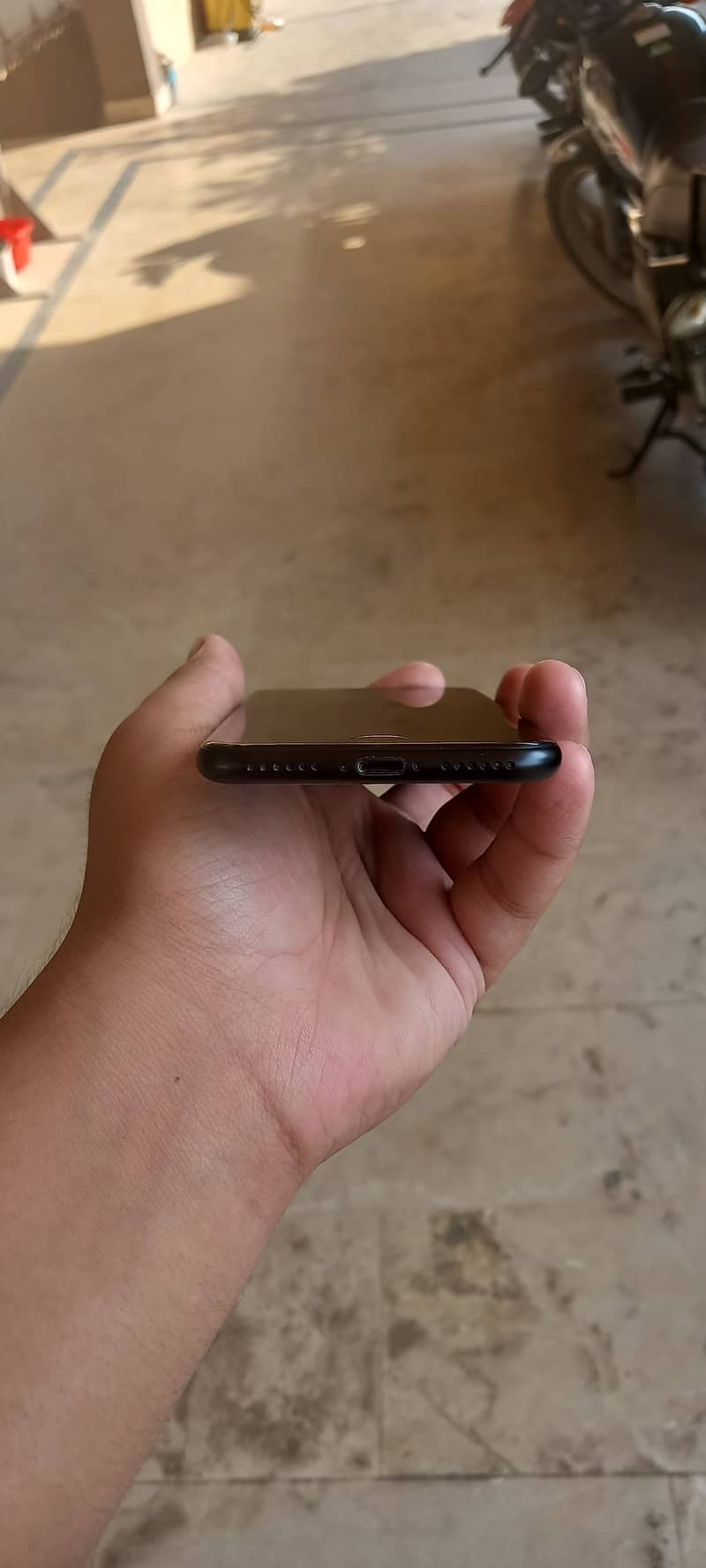 Apple iPhone SE 2