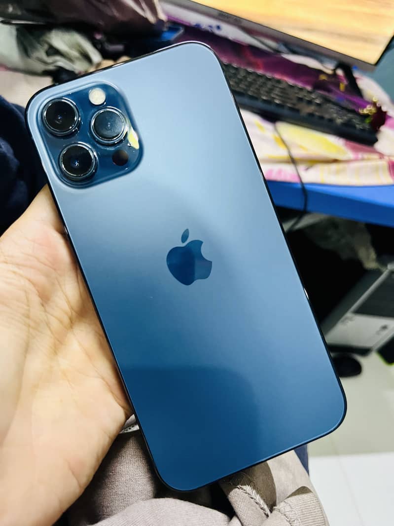 Apple iPhone 12 Pro Max 2