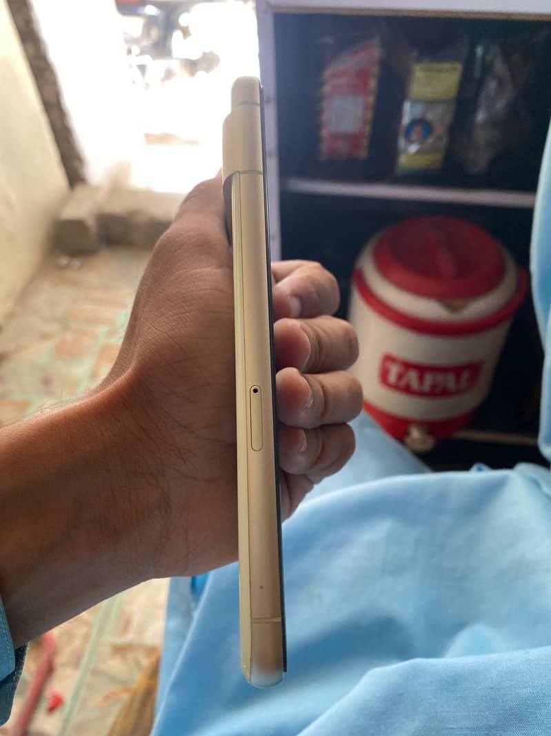 pixel 7a 4