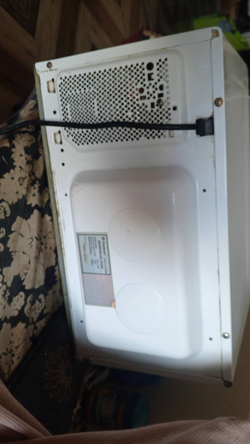 Microwave oven 3