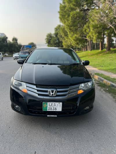 Honda City IVTEC 2009 Bumper to bumper genuine no scratch no dent