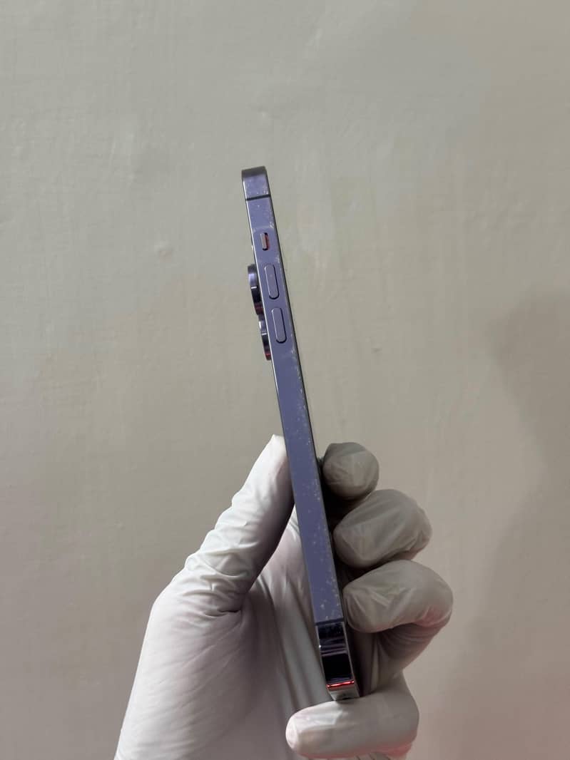 Apple iPhone 14 Pro Max 4