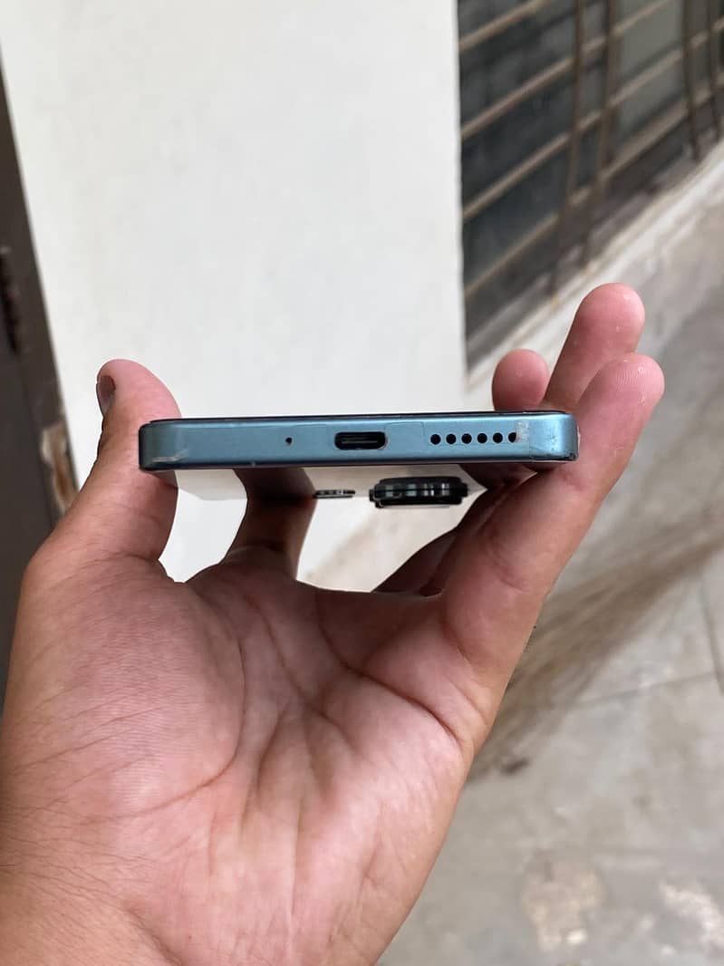 Xiaomi Redmi Note 13 Pro 3