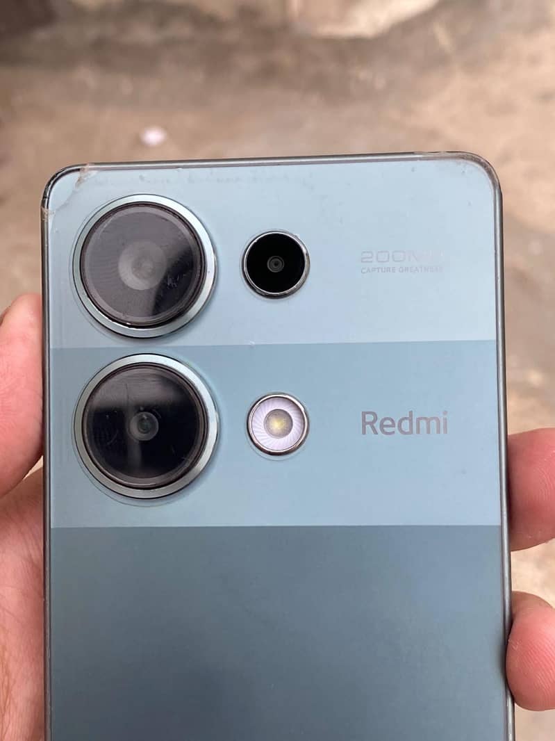 Xiaomi Redmi Note 13 Pro 4