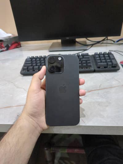 Apple iPhone 16 Pro Max