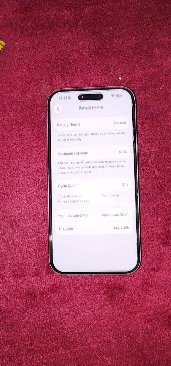 Apple iPhone 16 3