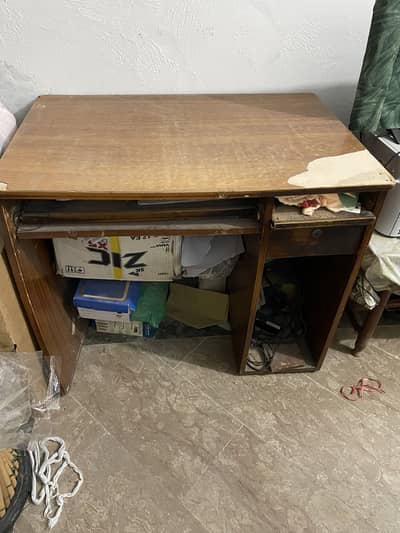 Wooden computer desk